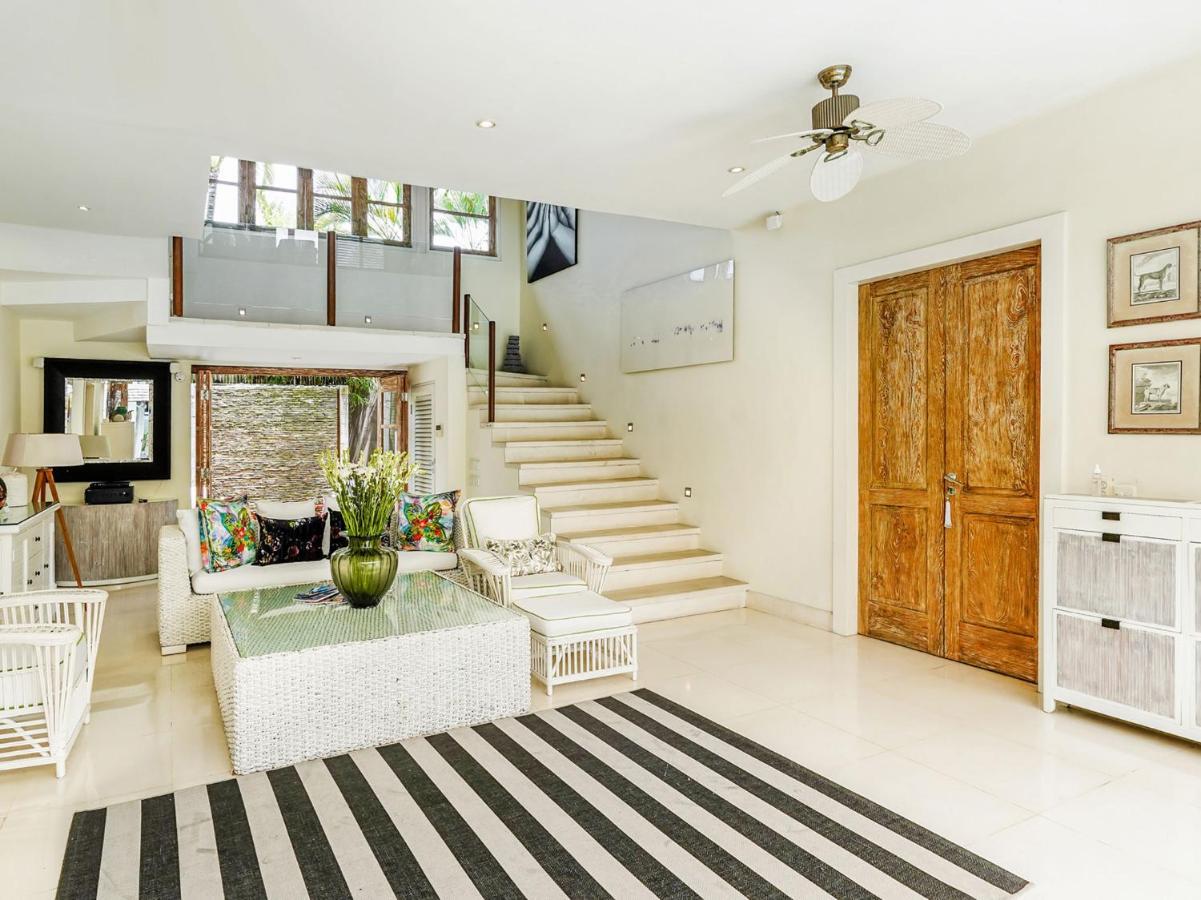 Villa Jajaliluna Seminyak Buitenkant foto
