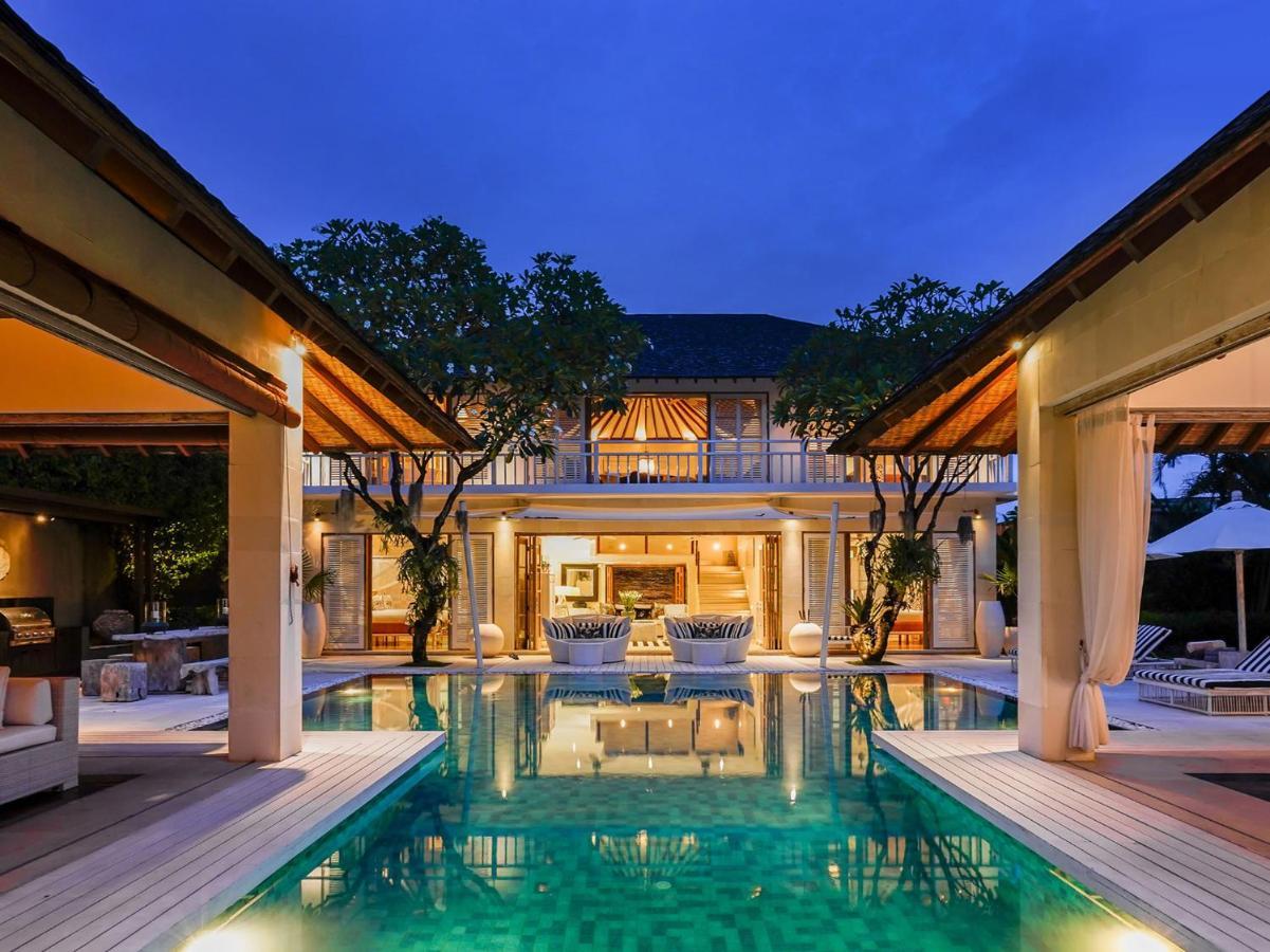 Villa Jajaliluna Seminyak Buitenkant foto