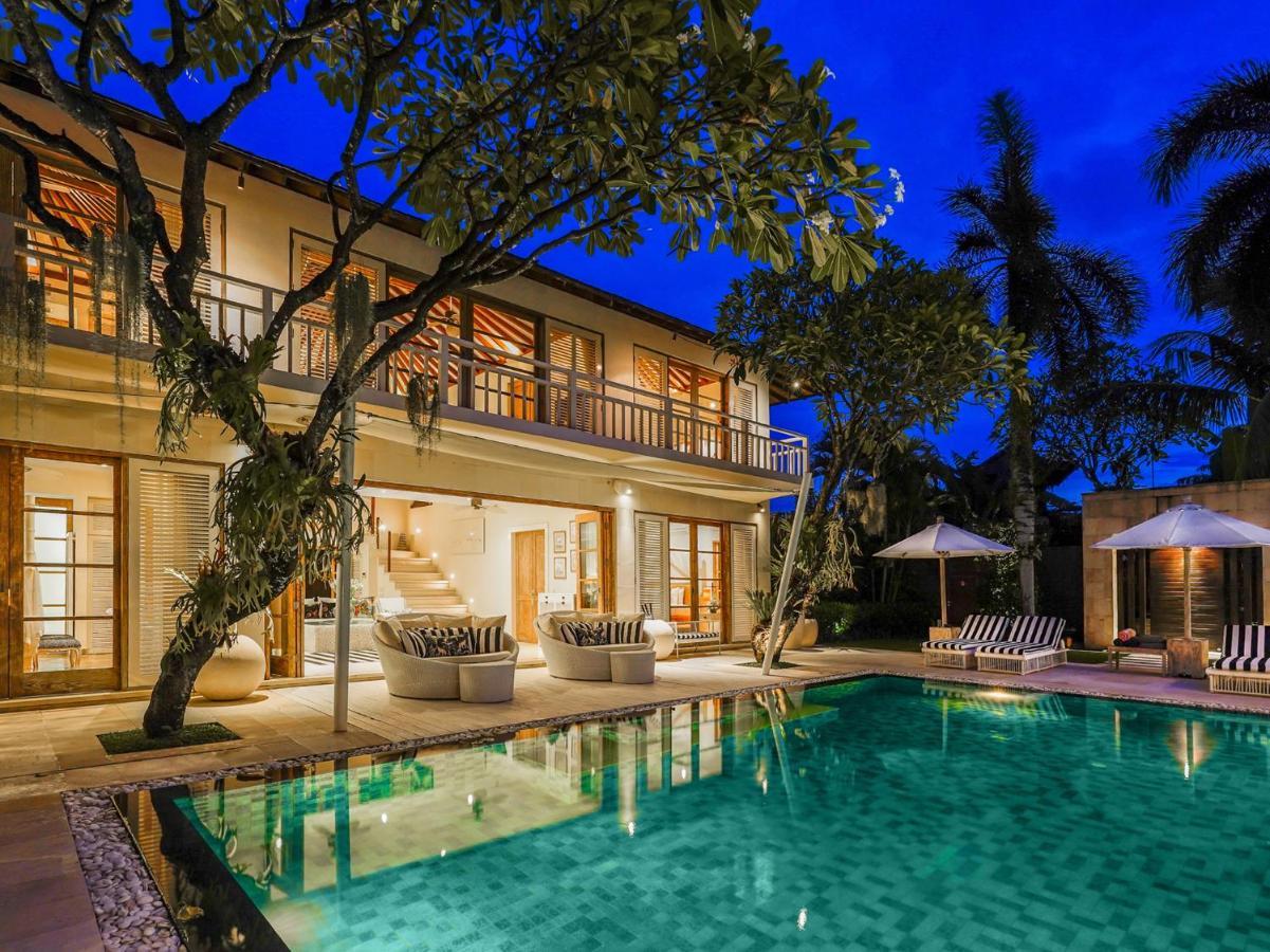 Villa Jajaliluna Seminyak Buitenkant foto